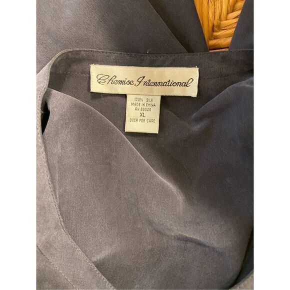 100% Silk Tunic Top.  Size XL. Washable Silk! - Picture 6 of 6